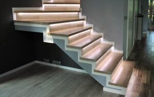 LED Treppenprofil Lumis – Aluprofil für moderne Bereiche & sichere Stufenbeleuchtung